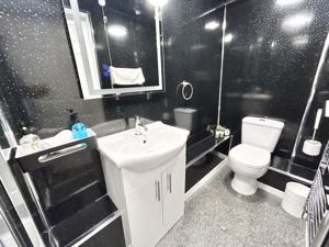 Photo 61- click for photo gallery